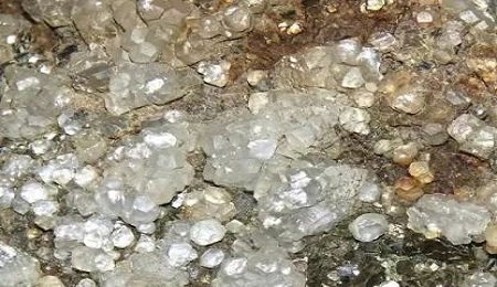 低品位鋰云母礦瘋狂吸金，大中礦業(yè)斥資160億入局爭上游