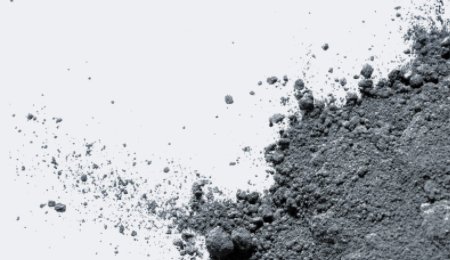 擴(kuò)產(chǎn)與退場：磷酸鐵鋰行業(yè)的生存悖論